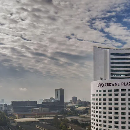 Hotel Crowne Plaza Oryapark By Ihg