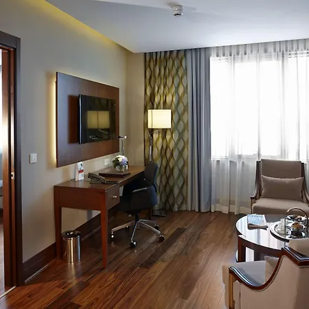 Crowne Plaza Oryapark By Ihg Estambul