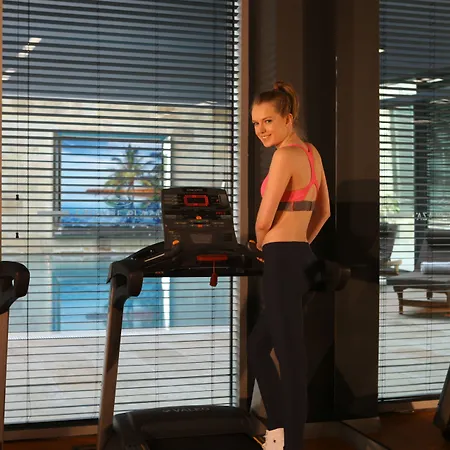 Hotel Crowne Plaza Oryapark By Ihg Istanbul