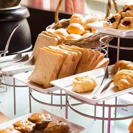 Crowne Plaza Oryapark By Ihg מלון