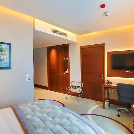 Hotel Crowne Plaza Oryapark By Ihg Istambul