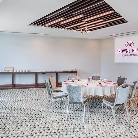 Crowne Plaza Oryapark By Ihg Стамбул