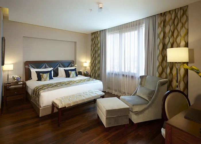 Отель Crowne Plaza Oryapark By Ihg 5*