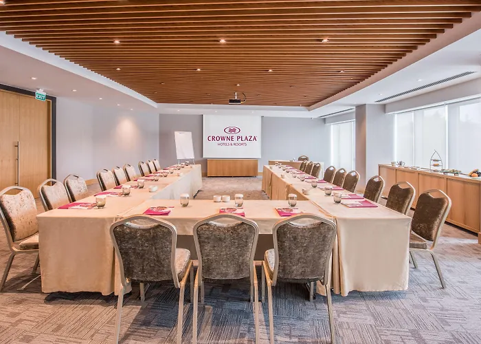 Crowne Plaza Oryapark By Ihg Стамбул