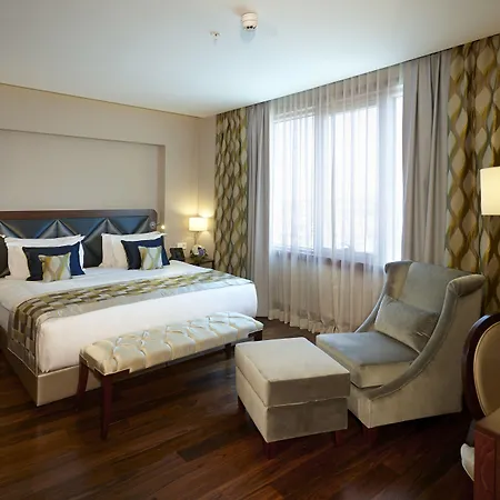Hotel Crowne Plaza Oryapark By Ihg 5*