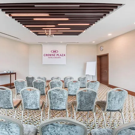 Hotel Crowne Plaza Oryapark By Ihg Istambul